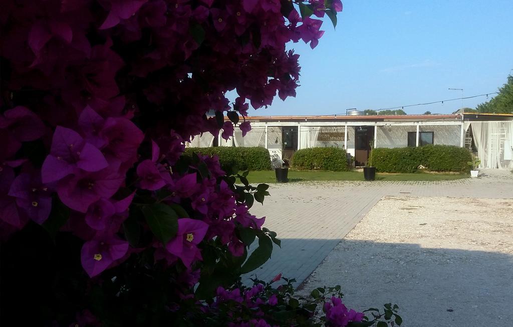 לינה וארוחת בוקר מנדוריה Mazzara Farm מראה חיצוני תמונה