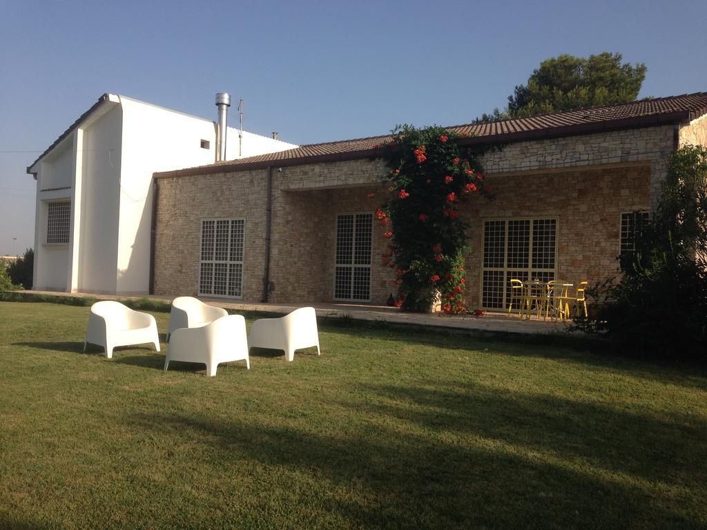 לינה וארוחת בוקר מנדוריה Mazzara Farm מראה חיצוני תמונה