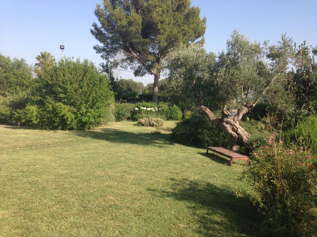 לינה וארוחת בוקר מנדוריה Mazzara Farm מראה חיצוני תמונה